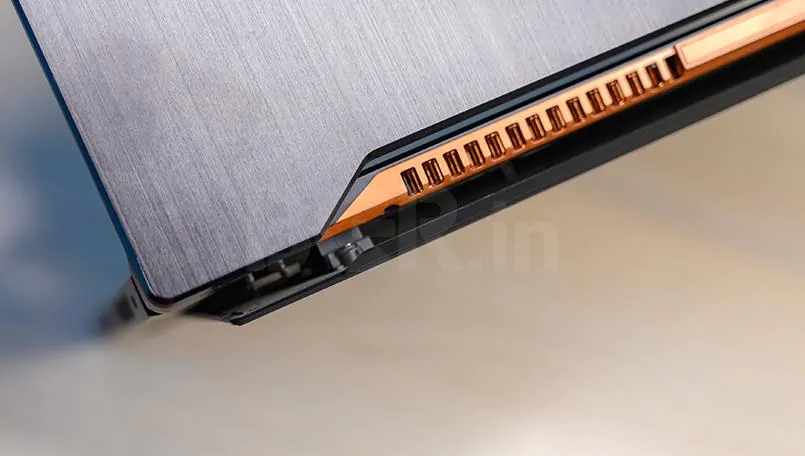 Asus ROG Zephyrus S GX701 Review Bottom Panel