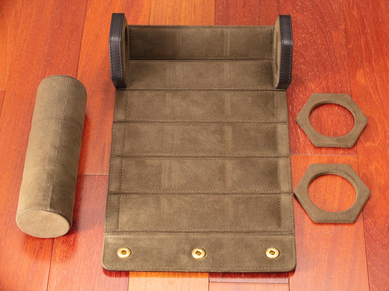 Bennett Winch Watch Roll Review: What Nearly $800 For Timepiece Storage Gets You Luxury Items Bennett Winch Watch Roll Review: What Nearly $800 For Timepiece Storage Gets You Luxury Items