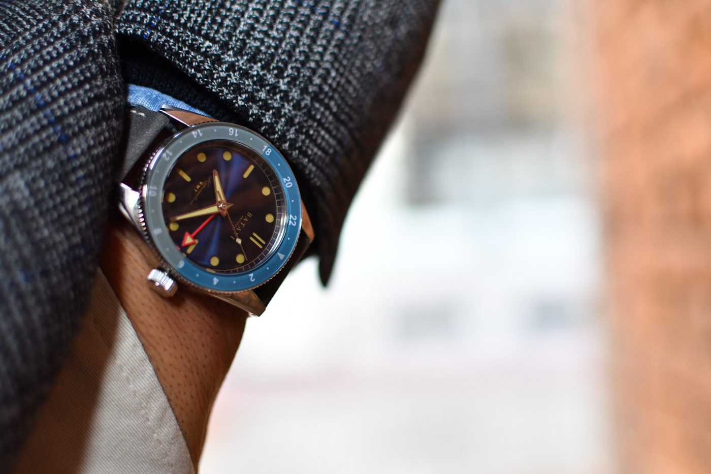 Batavi Captures The Spirit Of Travel With The Kosmopoliet GMT Watch Releases 