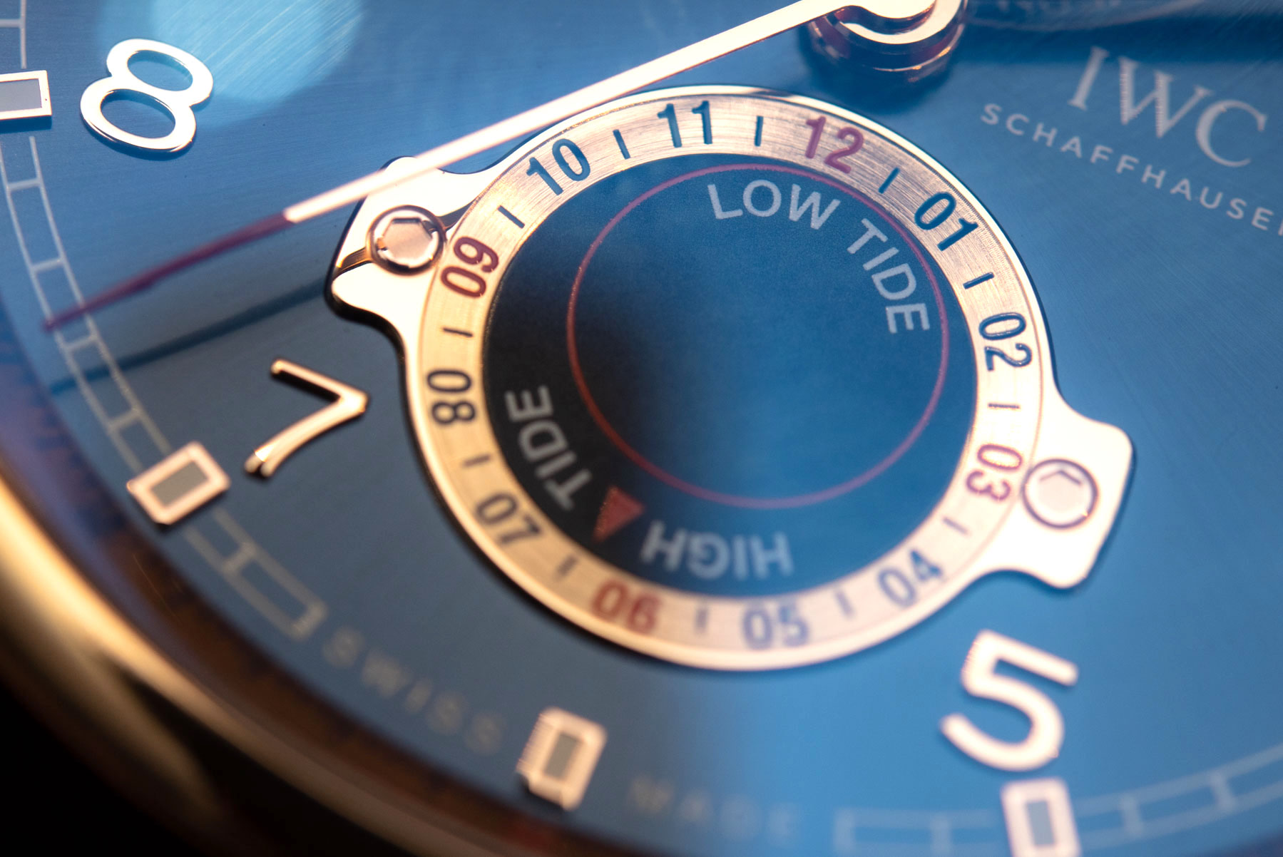 Hands-On Debut: IWC Portugieser Yacht Club With New Moon & Tide Complication Hands-On Hands-On Debut: IWC Portugieser Yacht Club With New Moon & Tide Complication Hands-On