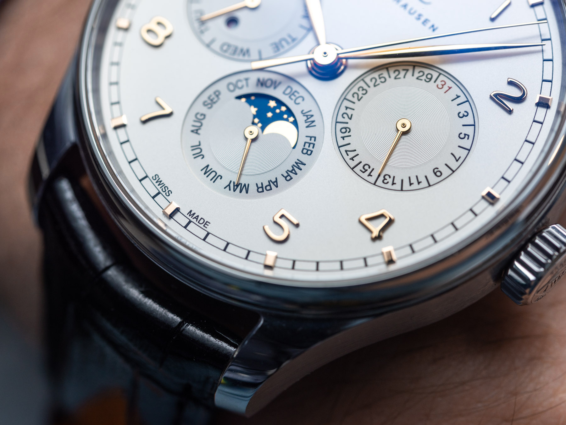 Hands-On Debut: IWC Portugieser Perpetual Calendar 42 Watch Scales Things Down For 2020 Hands-On Hands-On Debut: IWC Portugieser Perpetual Calendar 42 Watch Scales Things Down For 2020 Hands-On