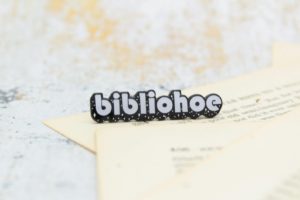 Bibliohoe Enamel Pin